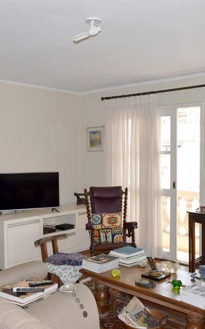Apartamento à venda com 168m², 3 quartos e 1 vagaSala de estar