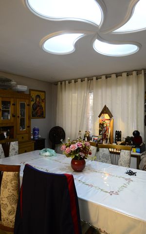 Casa para alugar com 205m², 3 quartos e 2 vagasSala