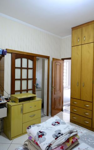 Casa para alugar com 205m², 3 quartos e 2 vagasSuíte 2