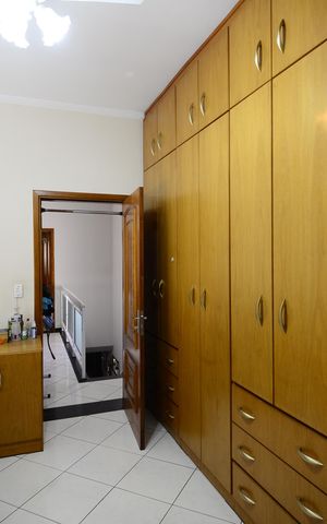 Casa para alugar com 205m², 3 quartos e 2 vagasSuíte 1