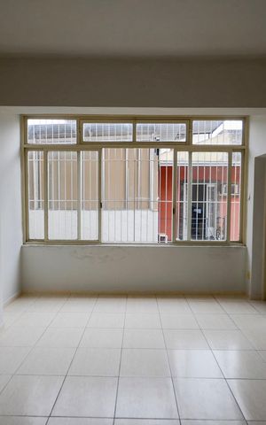 Apartamento à venda com 80m², 2 quartos e sem vaga Apartamento à venda com 80m², 2 quartos e sem vagaSala