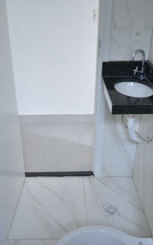 Apartamento à venda com 65m², 2 quartos e 1 vagaBanheiro Social