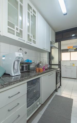 Apartamento à venda com 85m², 3 quartos e 2 vagasCozinha