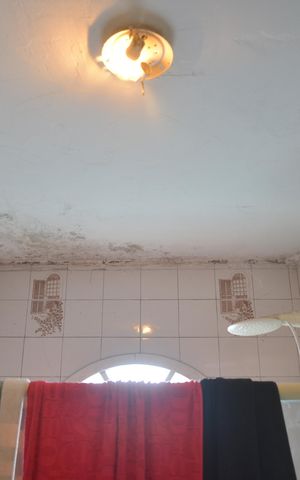 Casa à venda com 350m², 5 quartos e 4 vagasBanheiro da Suíte 1