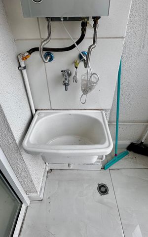 Apartamento à venda com 36m², 2 quartos e sem vaga Apartamento à venda com 36m², 2 quartos e sem vagaÁrea de Serviço