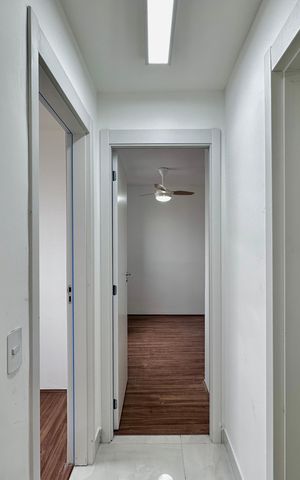 Apartamento à venda com 36m², 2 quartos e sem vaga Apartamento à venda com 36m², 2 quartos e sem vagaCorredor Quartos