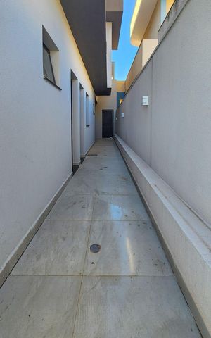 Casa à venda com 285m², 3 quartos e 1 vaga Casa à venda com 285m², 3 quartos e 1 vagaÁrea Externa