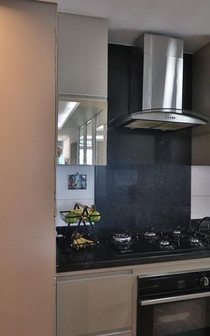 Apartamento para alugar com 70m², 2 quartos e 2 vagasCozinha