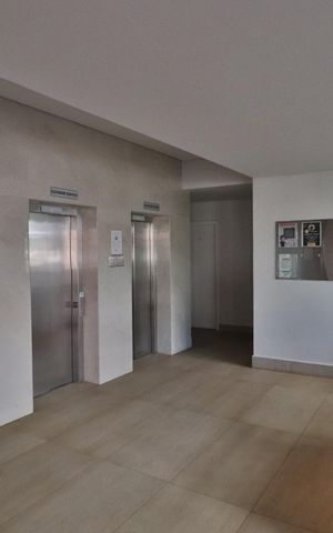 Apartamento para alugar com 70m², 2 quartos e 2 vagasÁrea comum - Elevadores