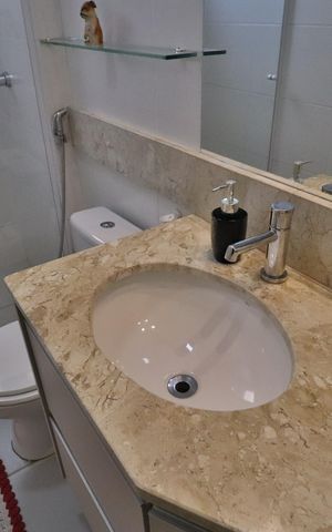 Apartamento para alugar com 70m², 2 quartos e 2 vagasBanheiro Social