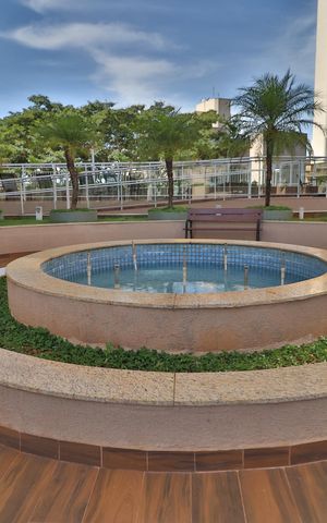 Apartamento para alugar com 70m², 2 quartos e 2 vagasÁrea comum - Piscina