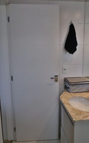 Apartamento para alugar com 70m², 2 quartos e 2 vagasBanheiro da Suíte