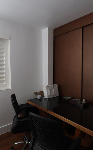 Casa à venda com 184m², 3 quartos e 4 vagasQuarto 1- Suíte