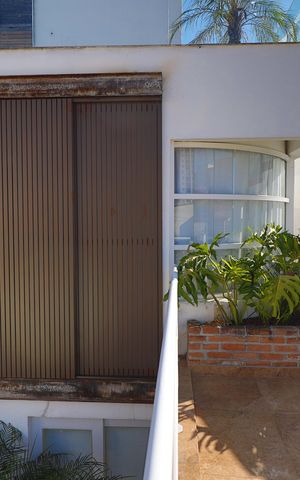 Casa à venda com 184m², 3 quartos e 4 vagasVaranda 1