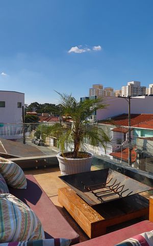 Casa à venda com 184m², 3 quartos e 4 vagasVaranda 2
