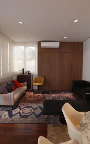 Casa à venda com 184m², 3 quartos e 4 vagasSala 1
