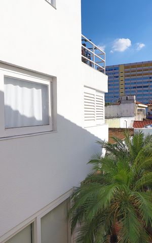 Casa à venda com 184m², 3 quartos e 4 vagasVaranda 1