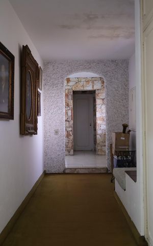 Casa à venda com 250m², 3 quartos e 4 vagasCorredor