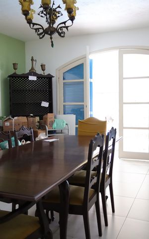 Casa à venda com 250m², 3 quartos e 4 vagasSala