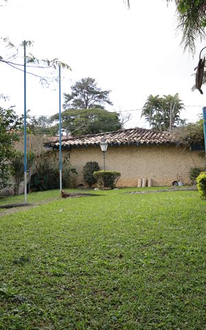 Casa à venda com 250m², 3 quartos e 4 vagasÁrea Externa