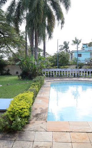 Casa à venda com 250m², 3 quartos e 4 vagasÁrea Externa