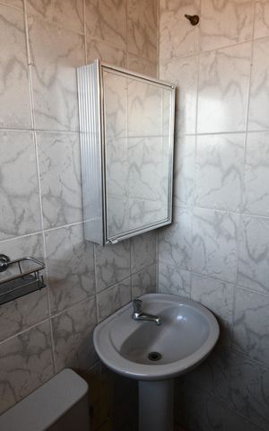 Casa à venda com 187m², 3 quartos e 2 vagasBanheiro de serviço