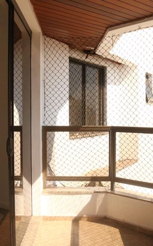 Apartamento para alugar com 428m², 3 quartos e 3 vagasVaranda