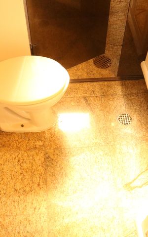 Apartamento para alugar com 428m², 3 quartos e 3 vagasBanheiro 1