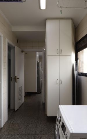 Apartamento à venda com 230m², 4 quartos e 4 vagasÁrea de Serviço