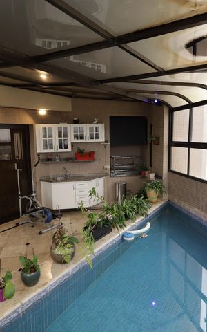 Apartamento à venda com 230m², 4 quartos e 4 vagasVaranda gourmet