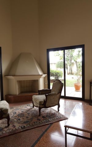 Apartamento à venda com 230m², 4 quartos e 4 vagasHall social