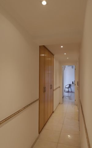 Apartamento à venda com 230m², 4 quartos e 4 vagasCorredor