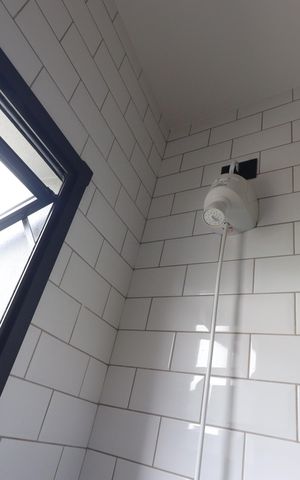 Apartamento para alugar com 105m², 2 quartos e 2 vagasBanheiro Social - Chuveiro