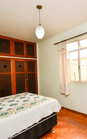 Casa à venda com 255m², 4 quartos e 4 vagas Casa à venda com 255m², 4 quartos e 4 vagasQuarto 3