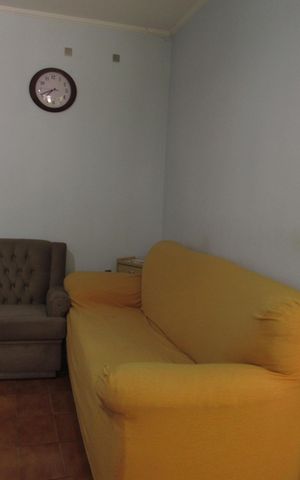 Casa à venda com 189m², 2 quartos e 2 vagasSala