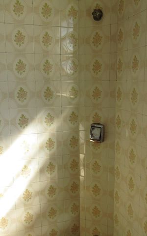 Casa à venda com 189m², 2 quartos e 2 vagasBanheiro da Suíte