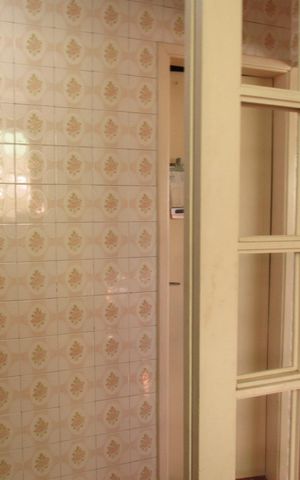 Casa à venda com 189m², 2 quartos e 2 vagasEscritório