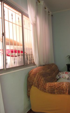 Casa à venda com 189m², 2 quartos e 2 vagasSala
