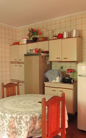 Casa à venda com 189m², 2 quartos e 2 vagasCozinha