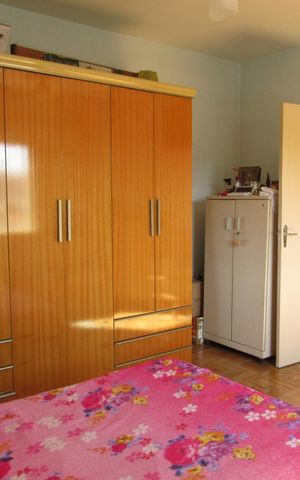 Casa à venda com 189m², 2 quartos e 2 vagasSuíte