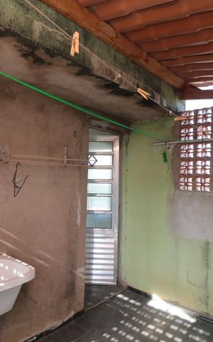 Casa para alugar com 70m², 2 quartos e 1 vagaÁrea de Serviço
