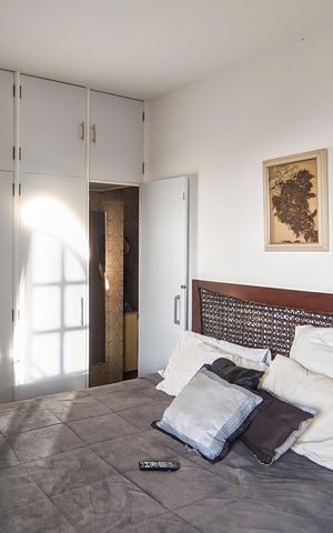Casa à venda com 500m², 7 quartos e 4 vagas Casa à venda com 500m², 7 quartos e 4 vagasQuarto 3