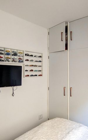 Casa à venda com 500m², 7 quartos e 4 vagas Casa à venda com 500m², 7 quartos e 4 vagasQuarto 5