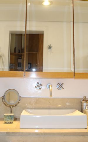 Apartamento à venda com 208m², 3 quartos e 3 vagasBanheiro 2