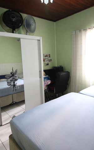 Casa à venda com 440m², 5 quartos e 2 vagasQuarto 1