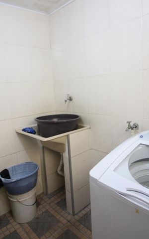 Casa à venda com 440m², 5 quartos e 2 vagasÁrea de Serviço