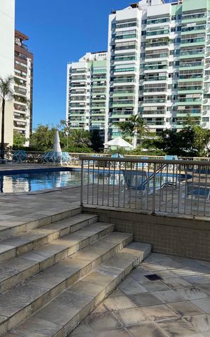 Apartamento para alugar com 80m², 2 quartos e 2 vagas Apartamento para alugar com 80m², 2 quartos e 2 vagasÁrea comum - Piscina