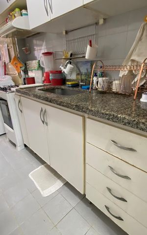 Apartamento para alugar com 80m², 2 quartos e 2 vagas Apartamento para alugar com 80m², 2 quartos e 2 vagasCozinha