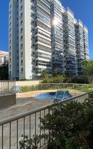 Apartamento para alugar com 80m², 2 quartos e 2 vagas Apartamento para alugar com 80m², 2 quartos e 2 vagasÁrea comum - Piscina