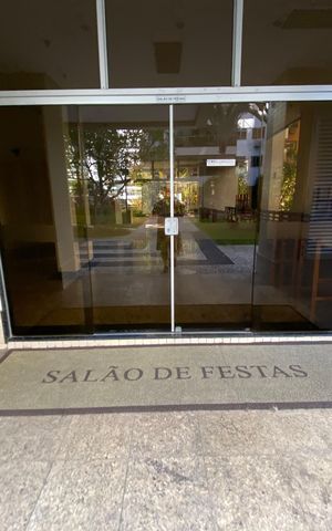 Apartamento para alugar com 80m², 2 quartos e 2 vagas Apartamento para alugar com 80m², 2 quartos e 2 vagasÁrea comum - Salão de festas